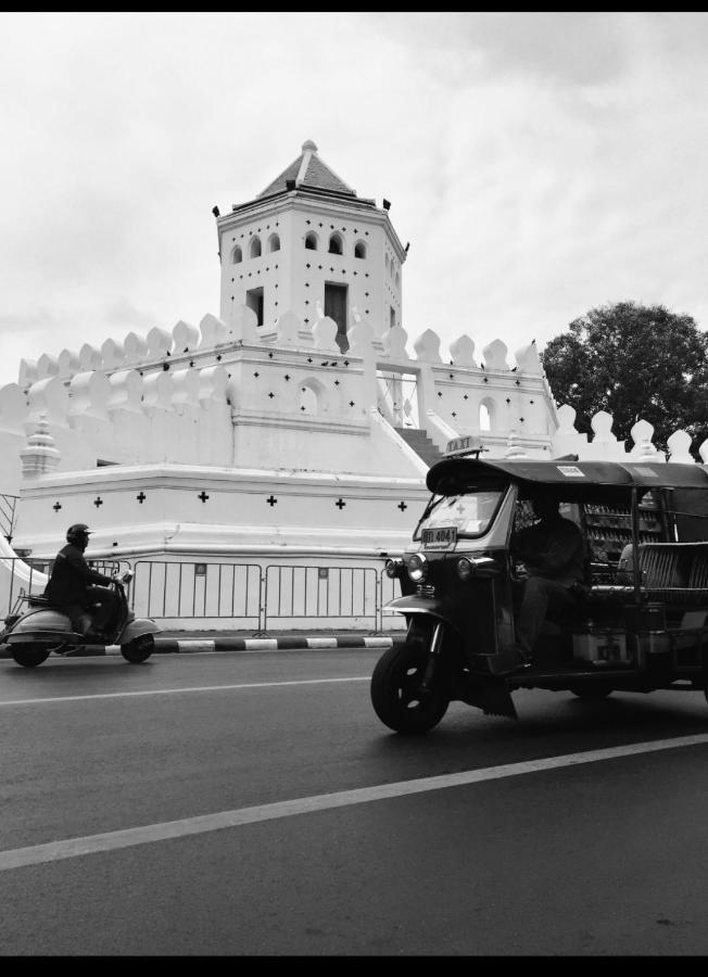 Hidden Lumpu Hotel Bangkok Buitenkant foto